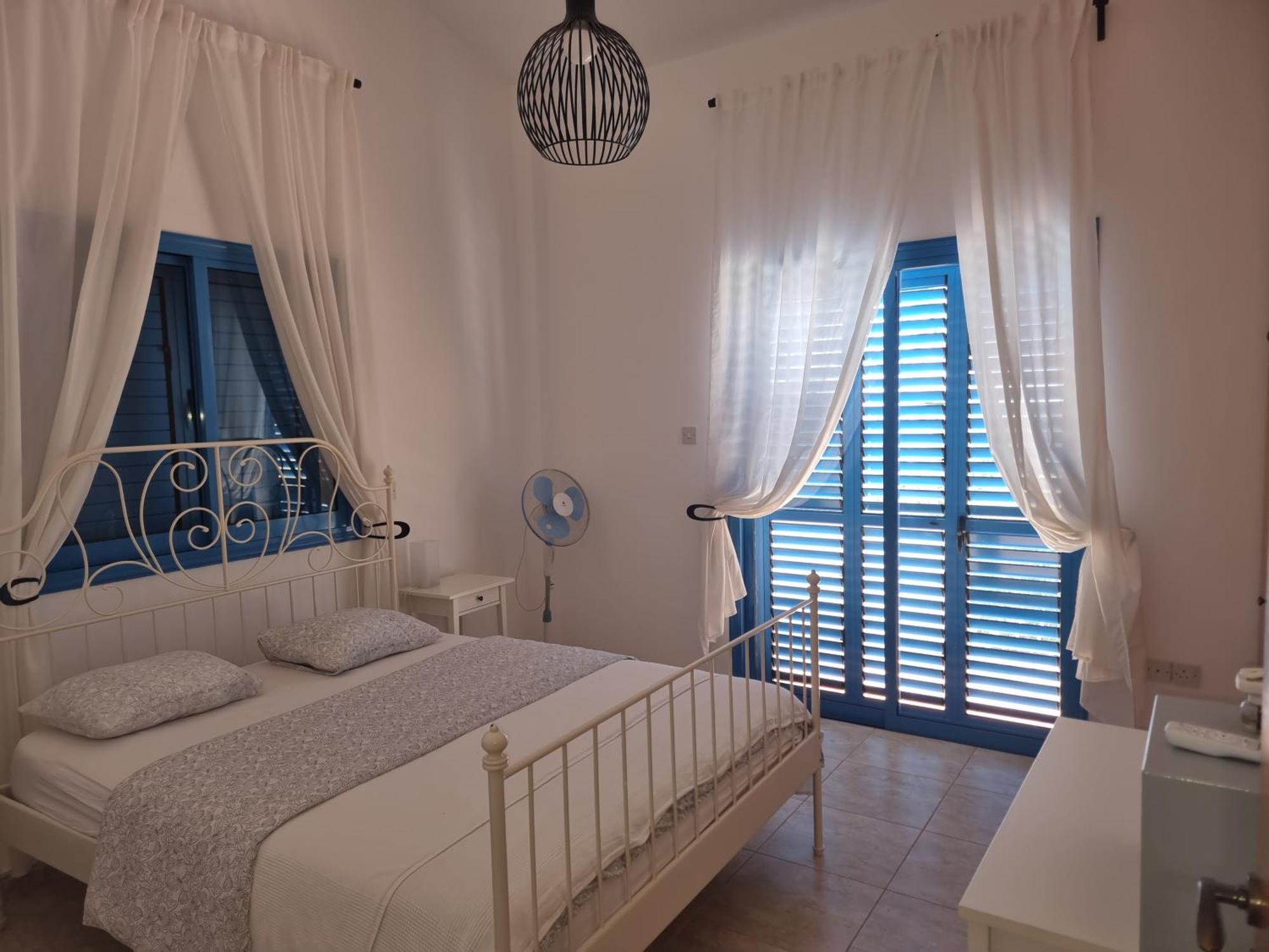 Olive Beach Villa Peyia Bagian luar foto