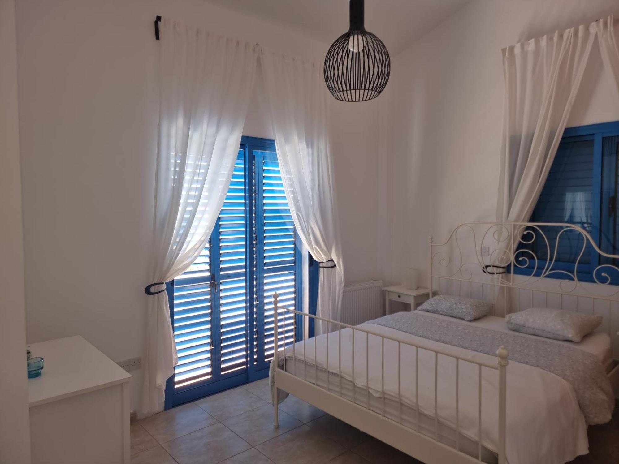 Olive Beach Villa Peyia Bagian luar foto