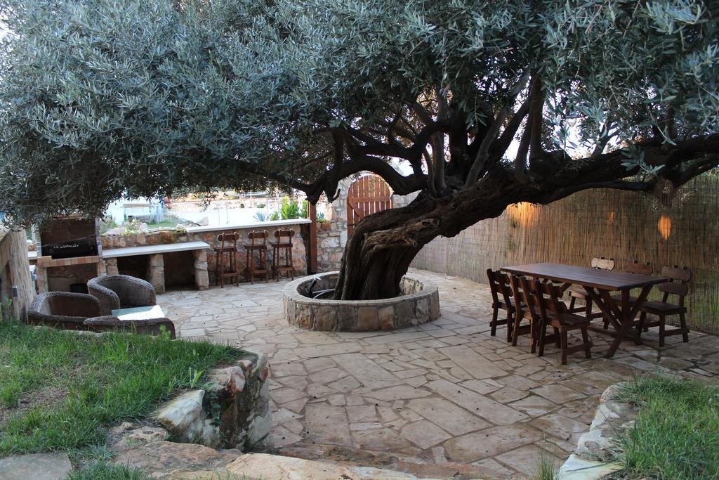 Olive Beach Villa Peyia Ruang foto